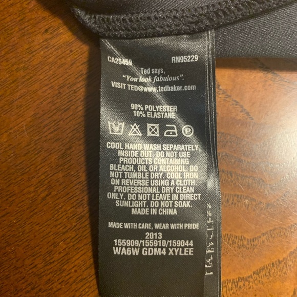 Ted Baker Floral Short Sleeve Skater Dress - Picture 4 of 7